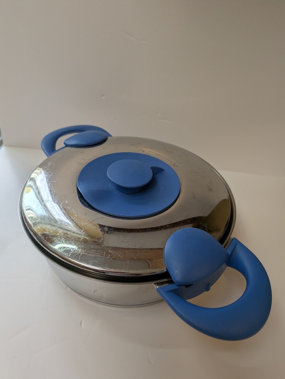 Vintage Tupperware®️ Vitalic 2L Stainless Steel Saucepan
